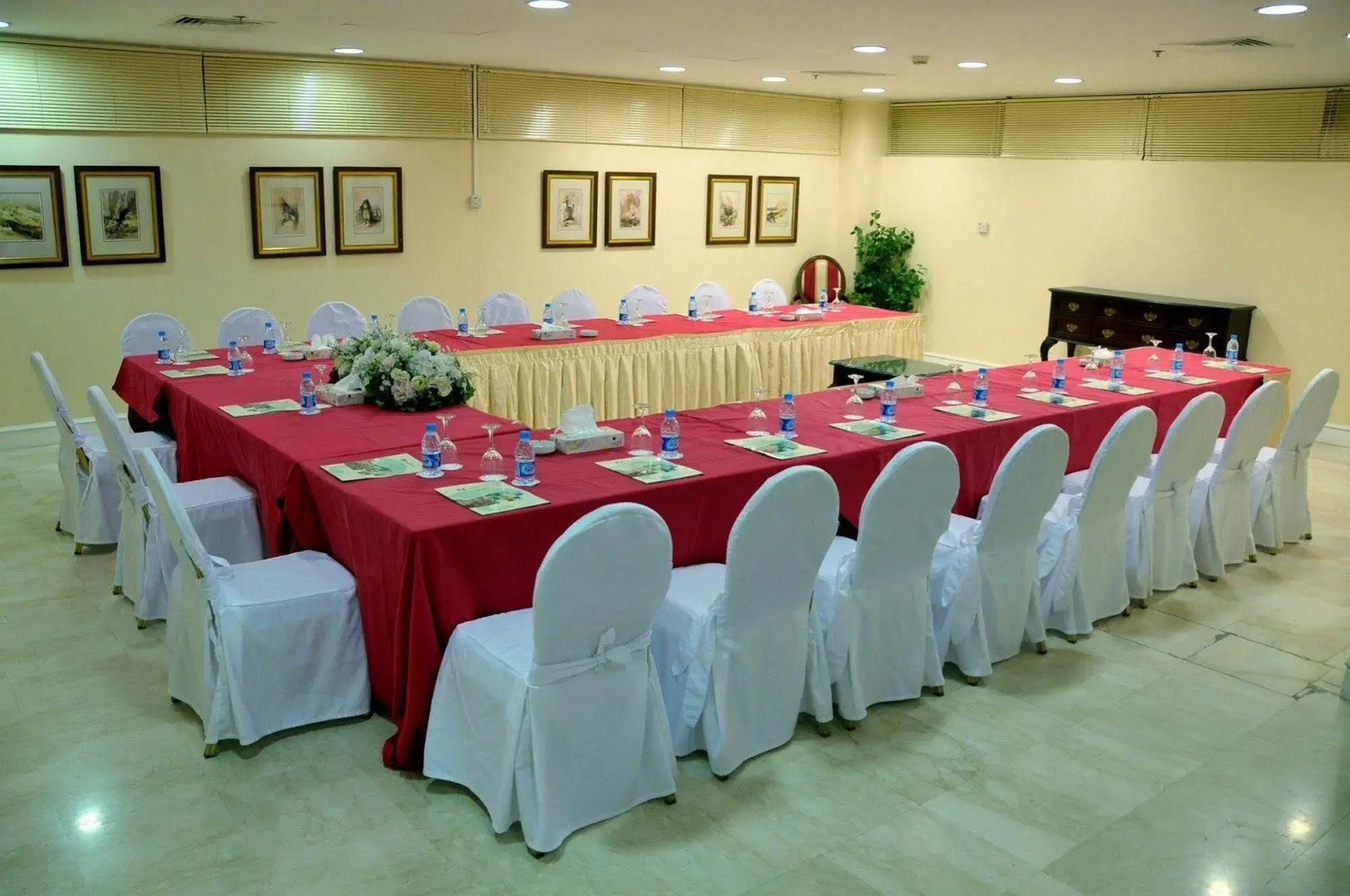 Habitat Hotel All Suites - Jeddah