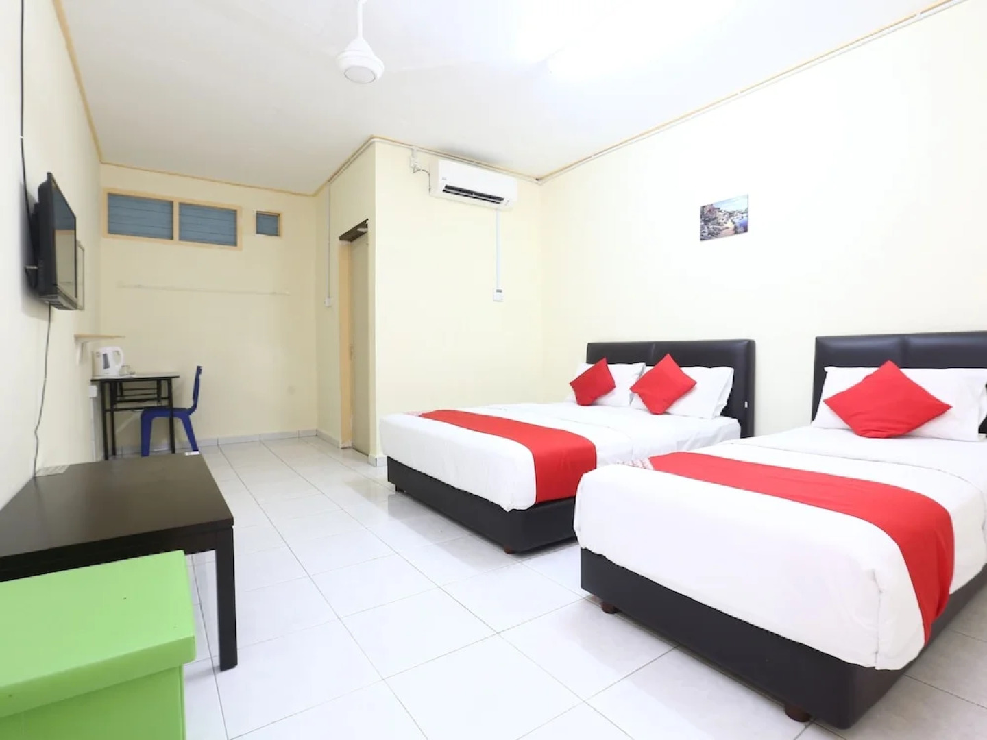 Hotel O Pelangi Marang