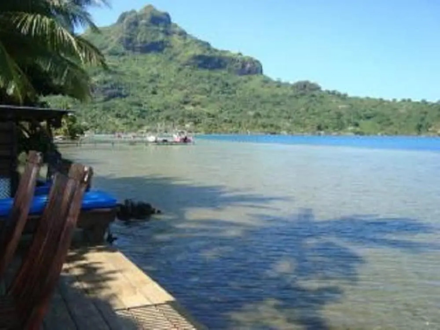 Bora Bora Bungalove