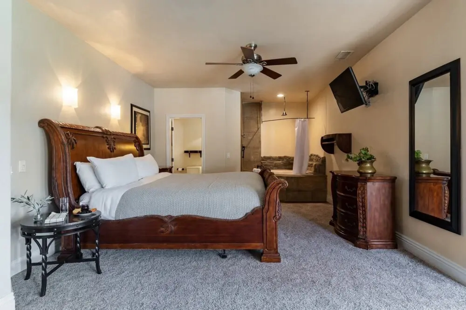Wilson Creek Manor By Avantstay Sleeps 10! Amazing Estate w/ Pool & Game Room