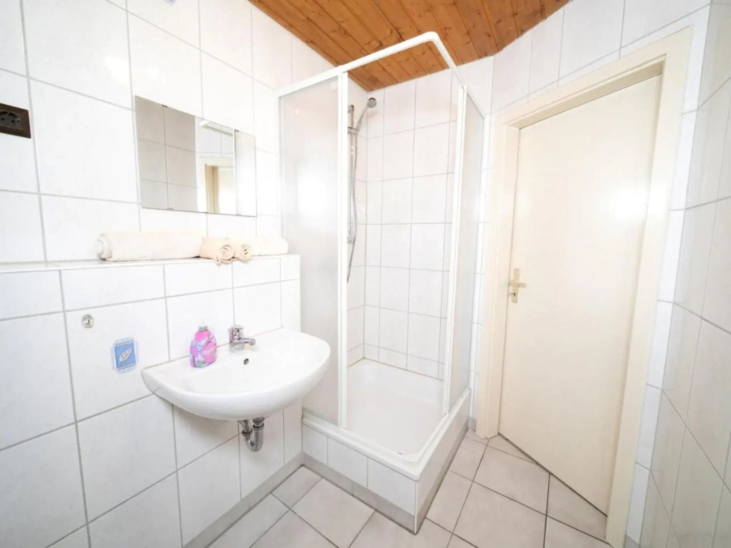 Well -kept apartment in Juechen on a horsefarm