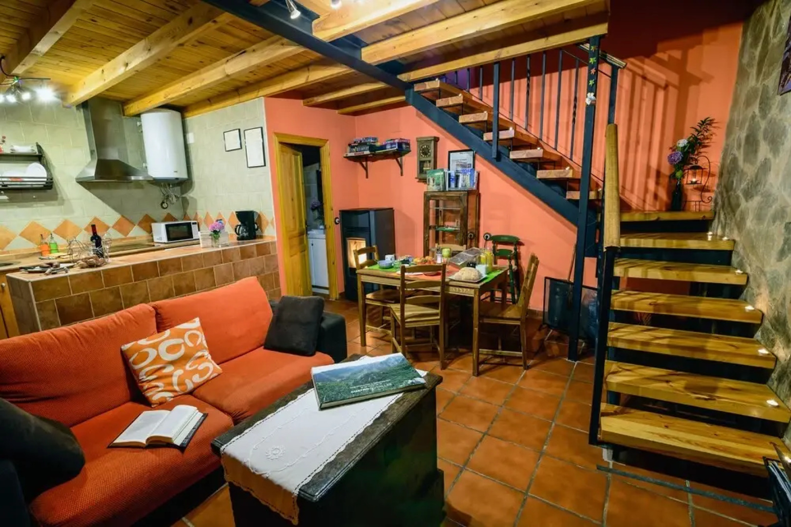 Rural House in the Mountain of Leon