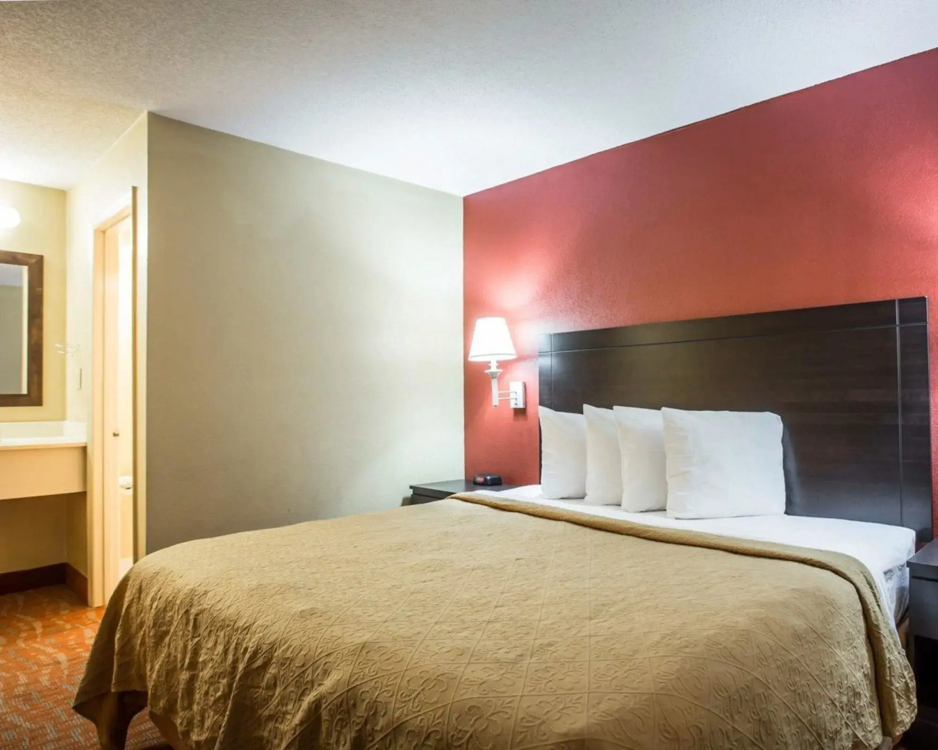 Quality Inn & Suites Monroe