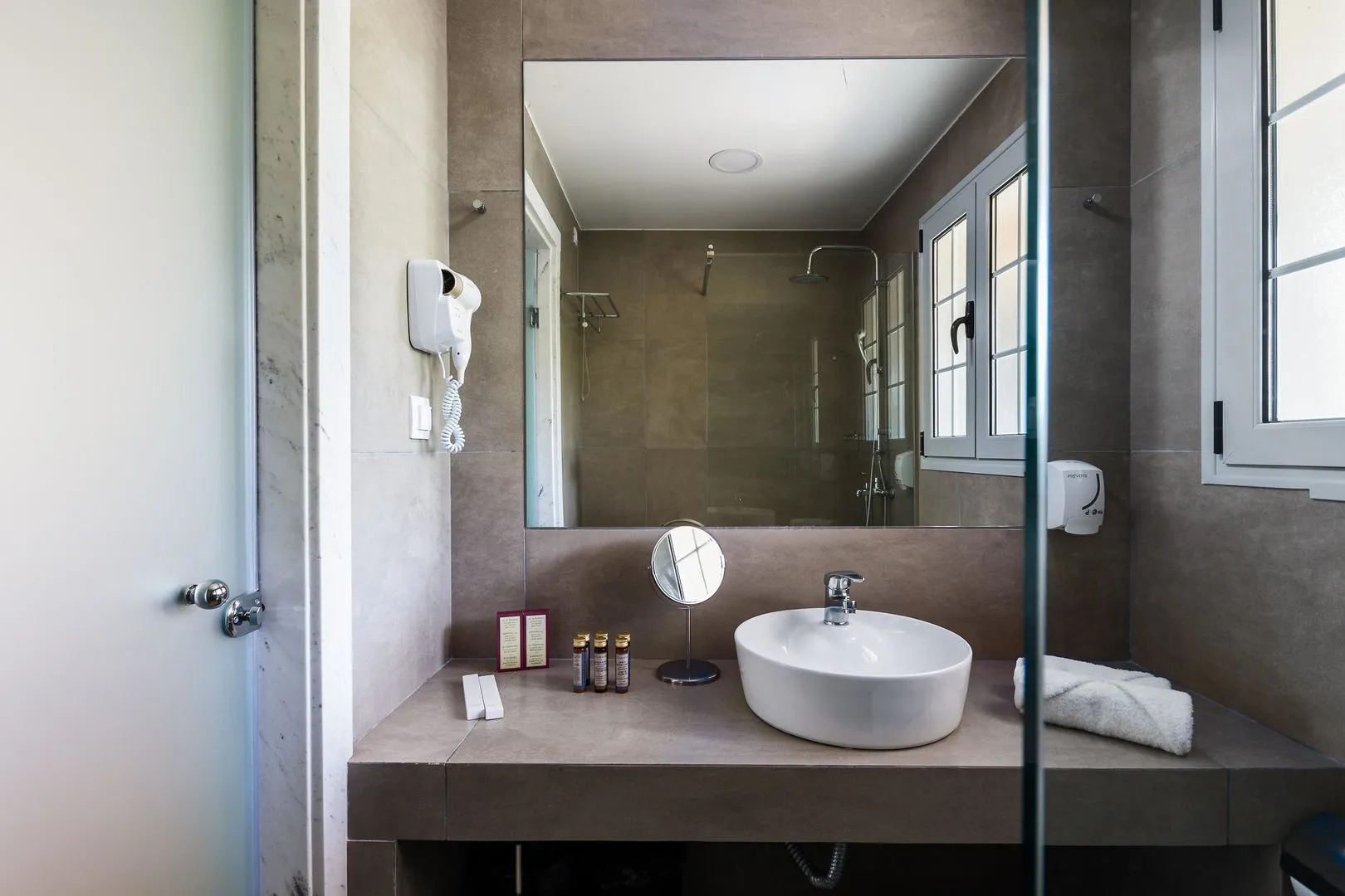 Akron Seascape Resort