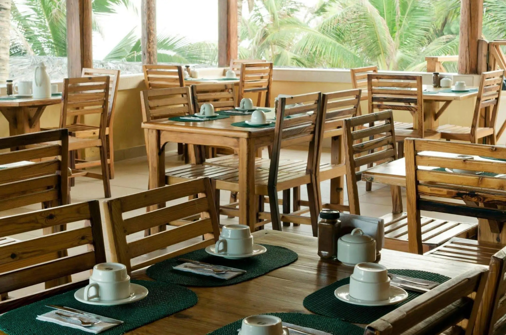 Máncora Beach Bungalows