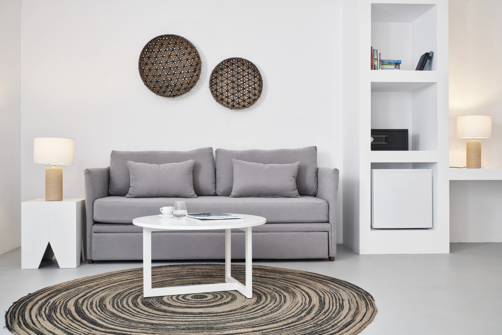 Mr & Mrs White Tinos