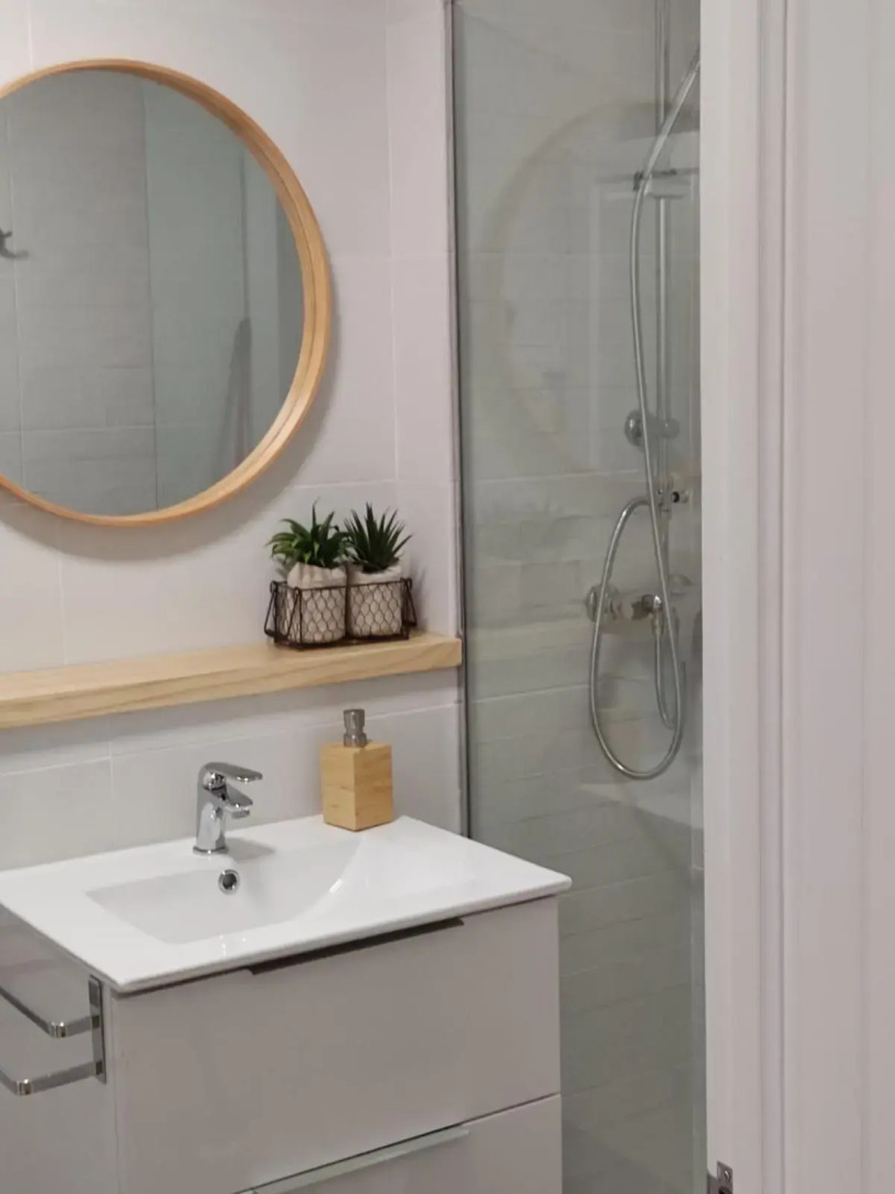 Apartamento pequeño, coqueto y céntrico.