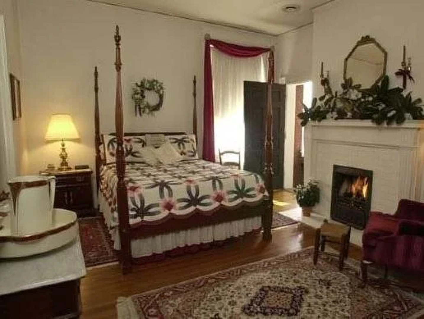 Federal Crest Inn Bed & Breakfast