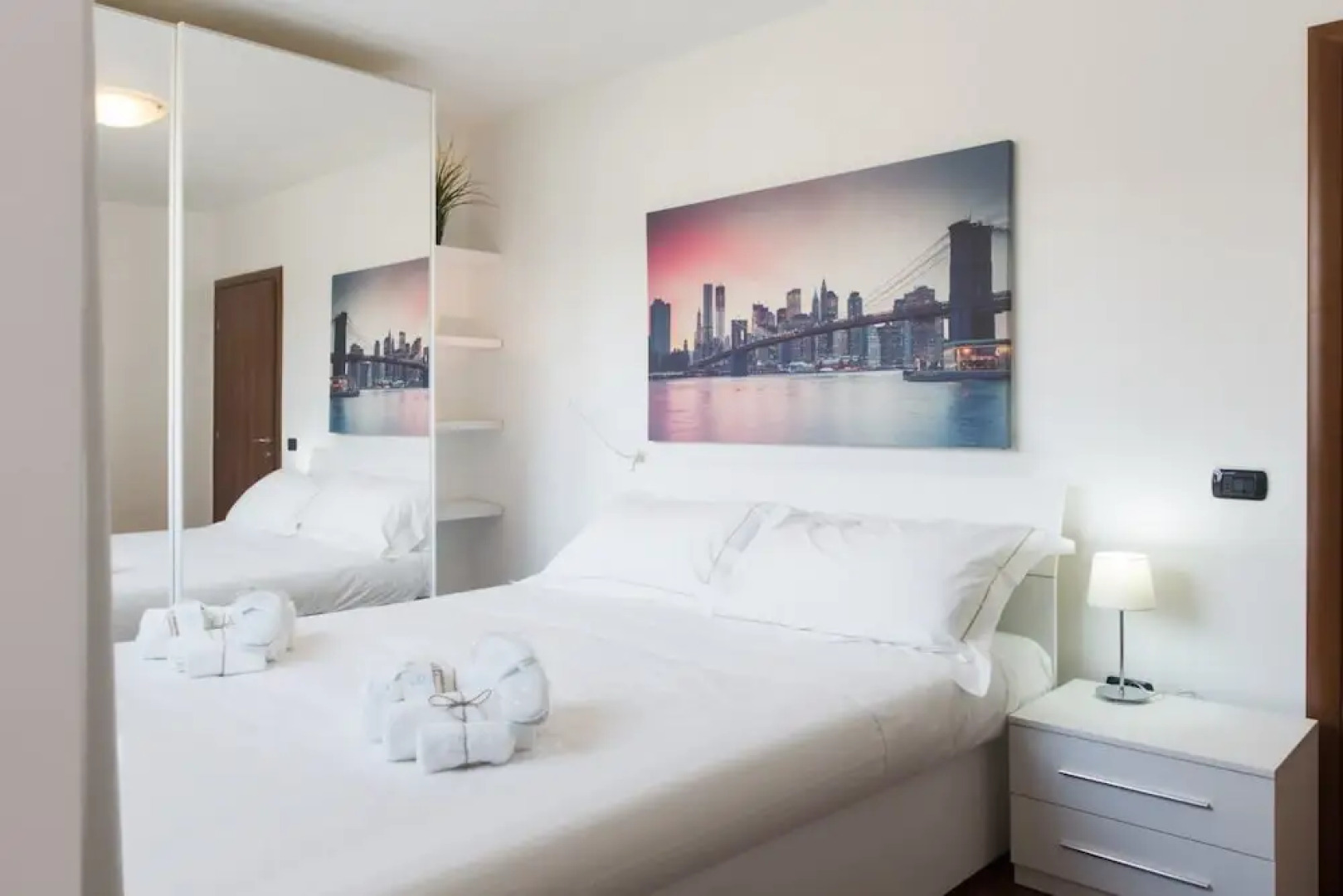 Suitelowcost - Limbiate