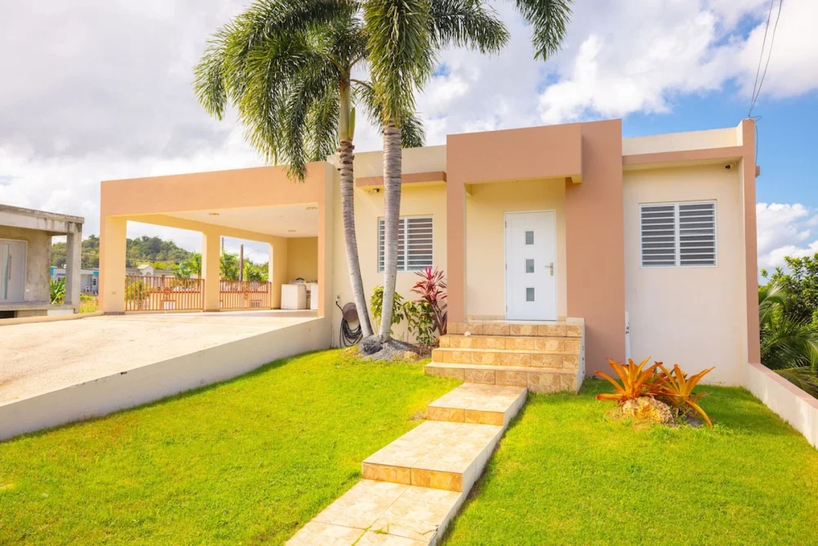 Casa vacacional en Arenales Isabela