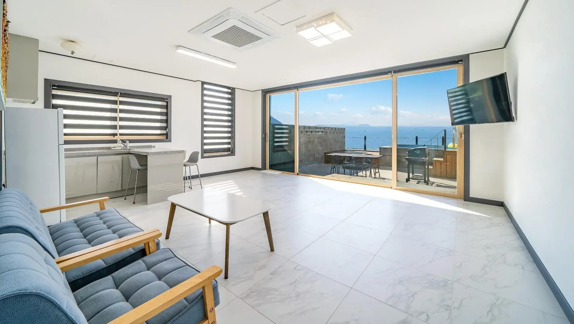 Yeosu Fisterra Spa Poolvilla