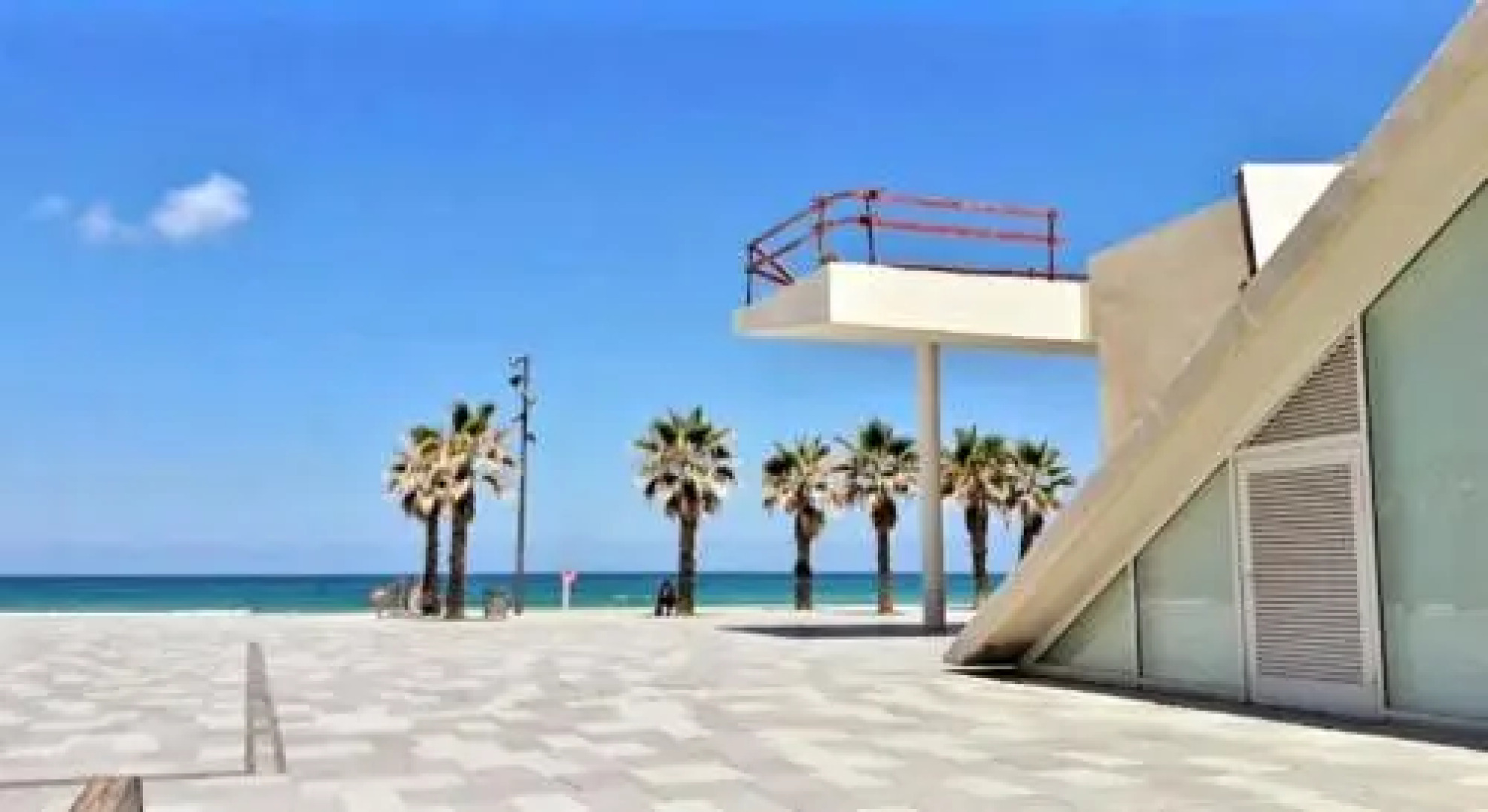 Colony Beach Bat Yam Apartments