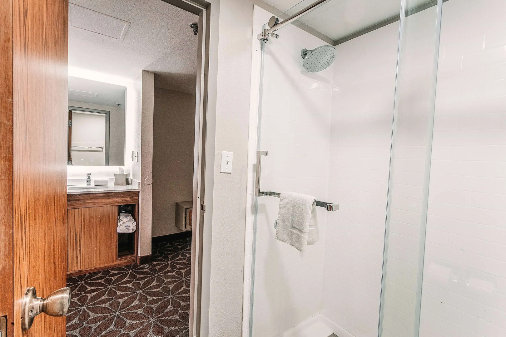 Wyndham Garden Williamsburg Busch Gardens Area