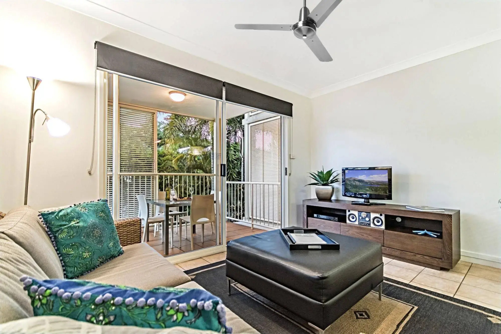 Port Douglas Apartments - Adults Only Oasis
