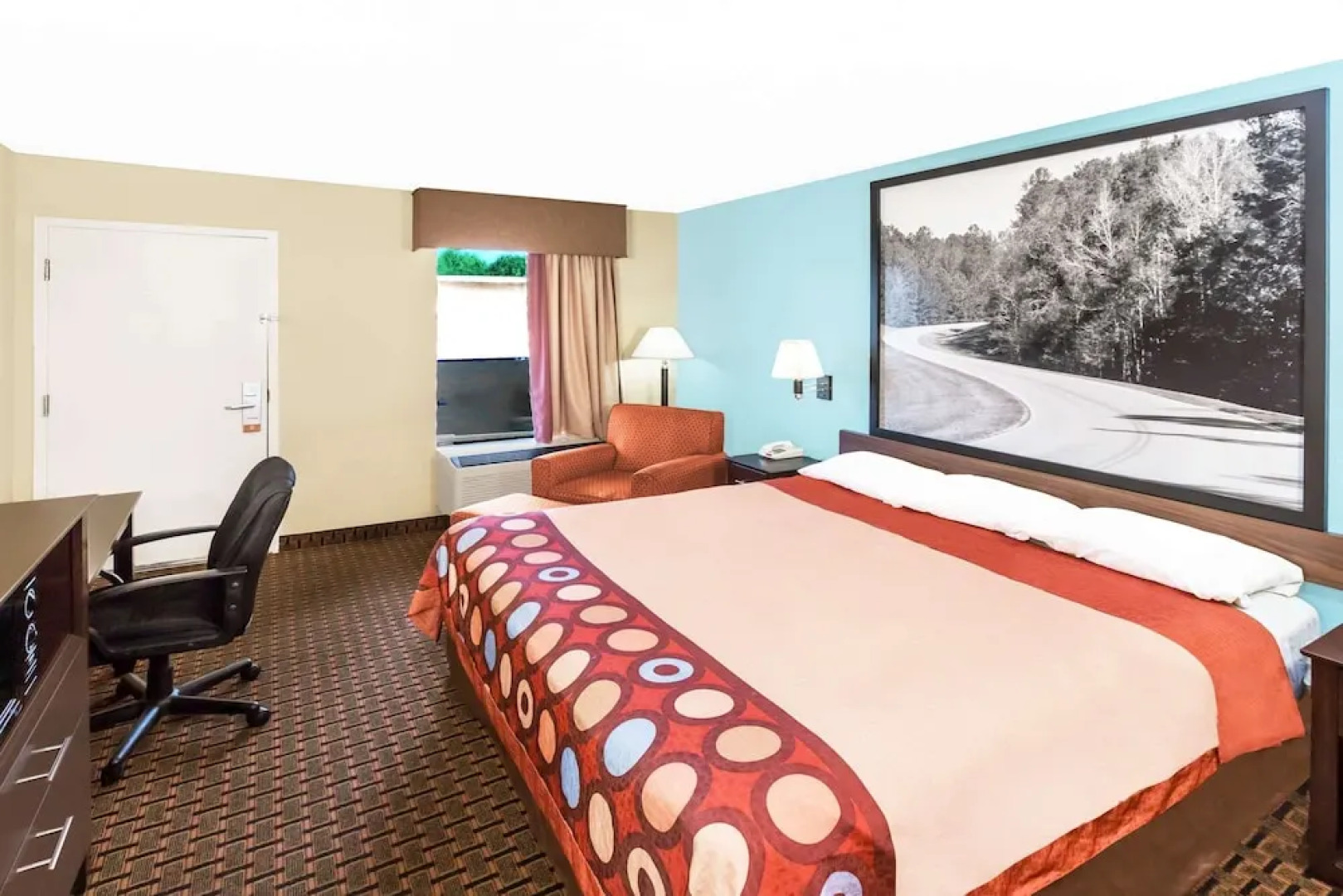 Super 8 Madison/Ridgeland Area