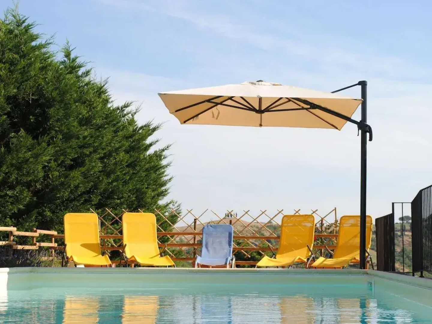 Villa With Private Pool, Immersed in the Gorgeous Countryside of Asciano