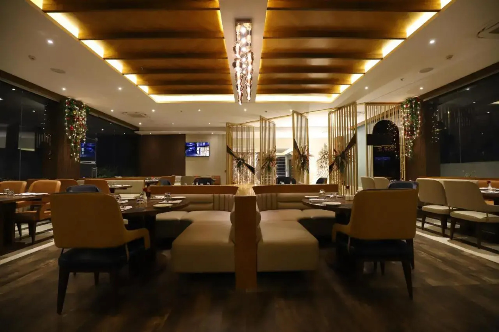 The Pristine Hotel Kanpur