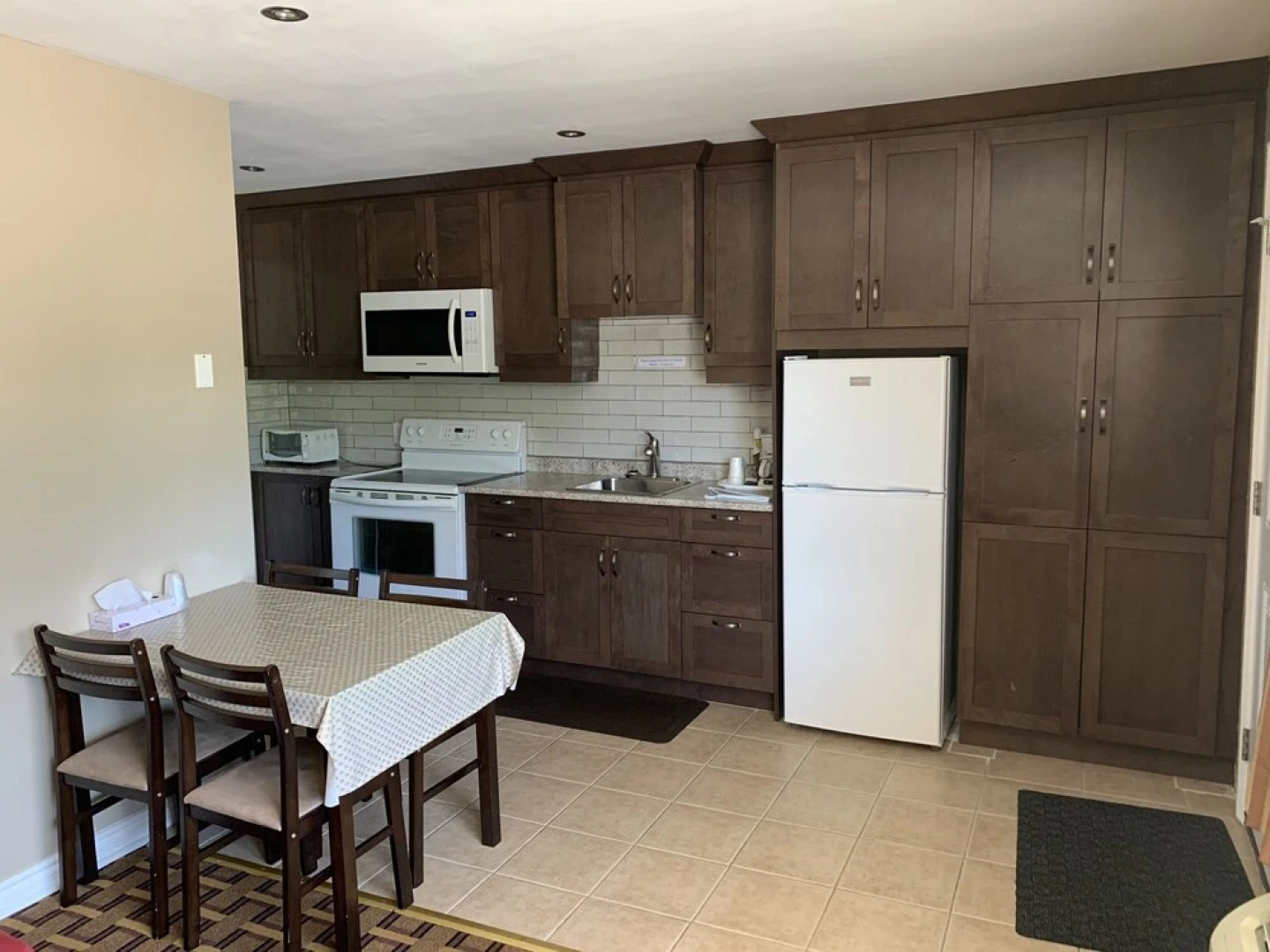 Park Place Motel & Suites