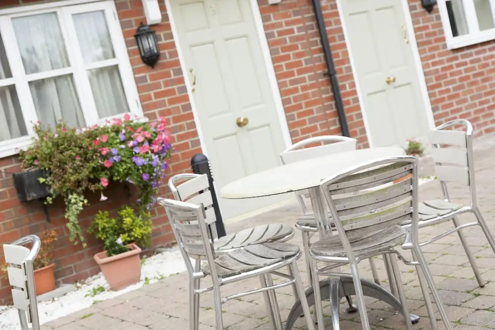 The Cherry Tree - Inn