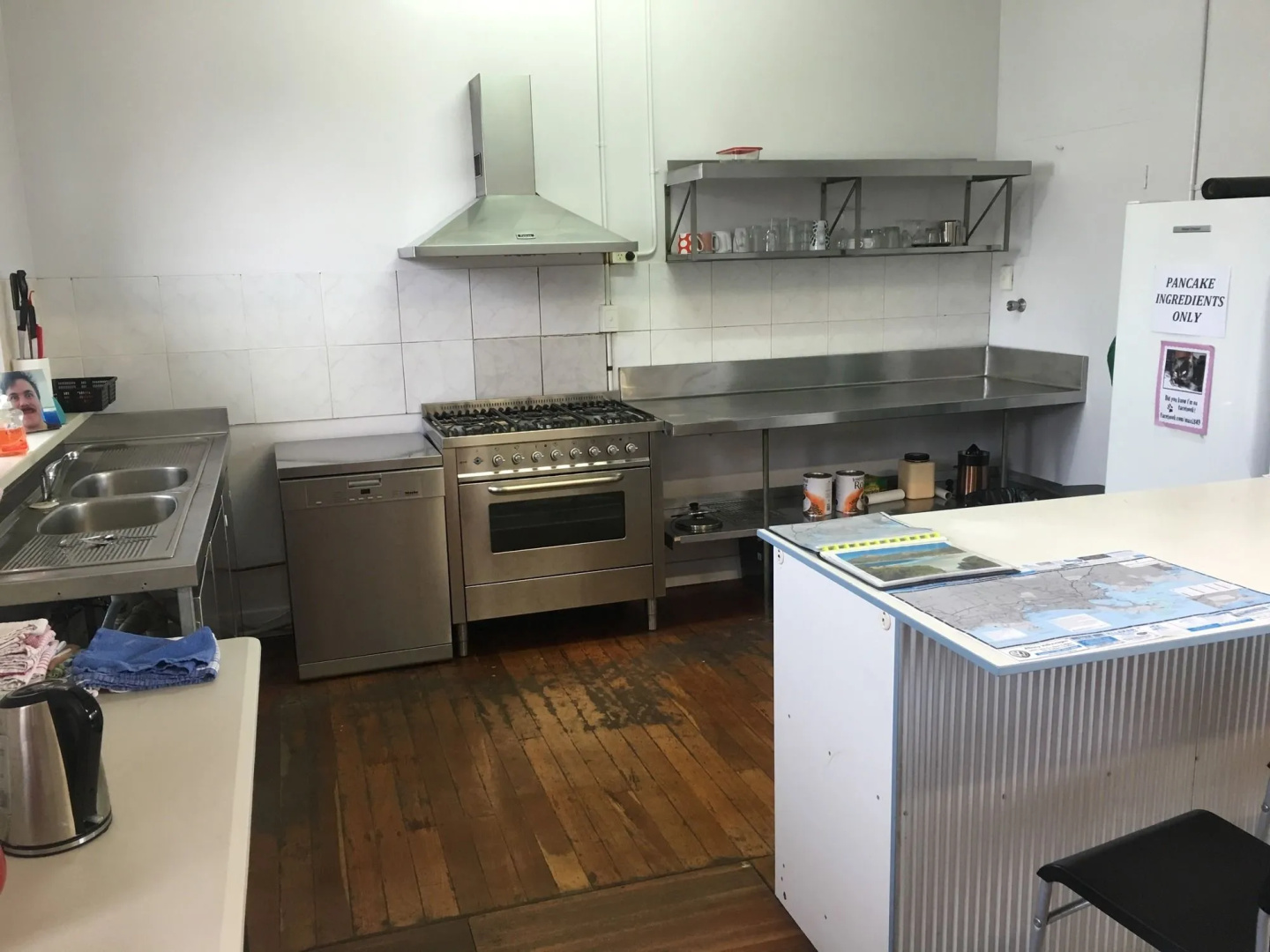 1849 Backpackers Hotel