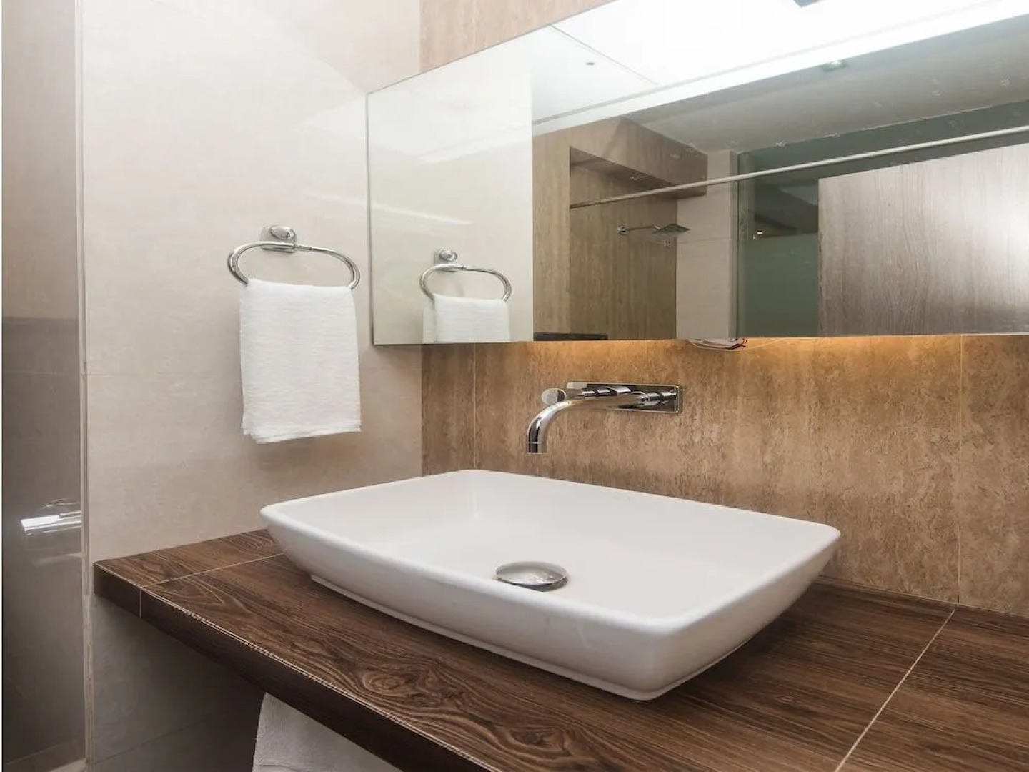 OYO 18449 Vinamra Residency