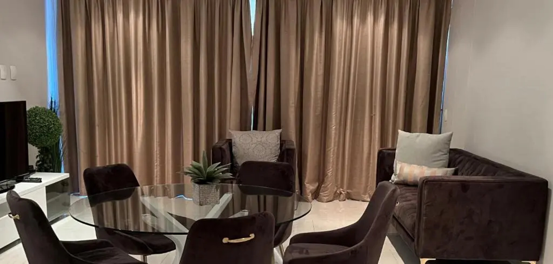 Beacon Rock Apartment 208