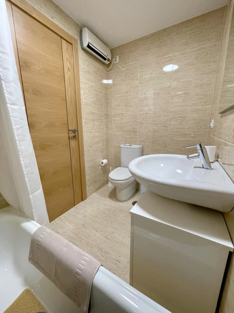 The Cliffs - The Look Seiramar