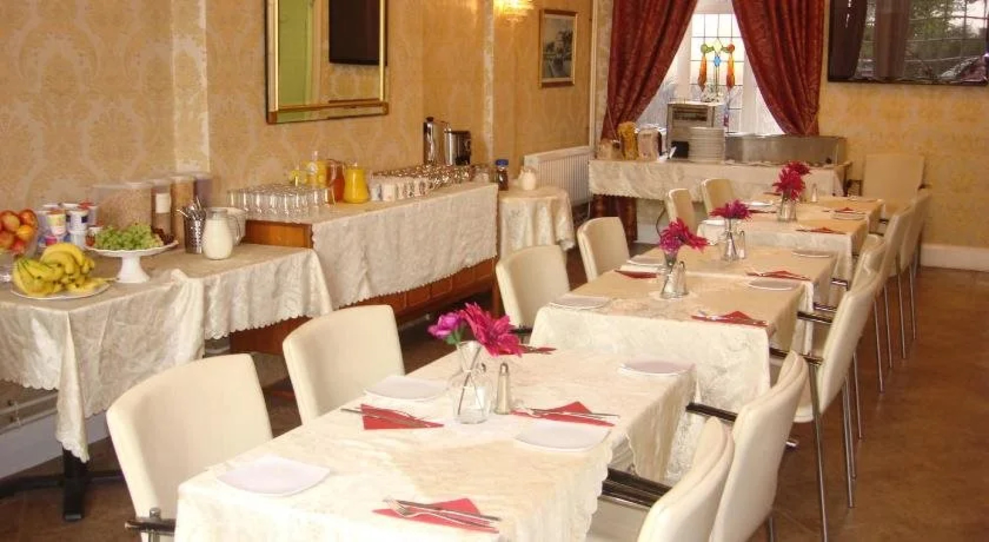 Yellow Mountain Hotel