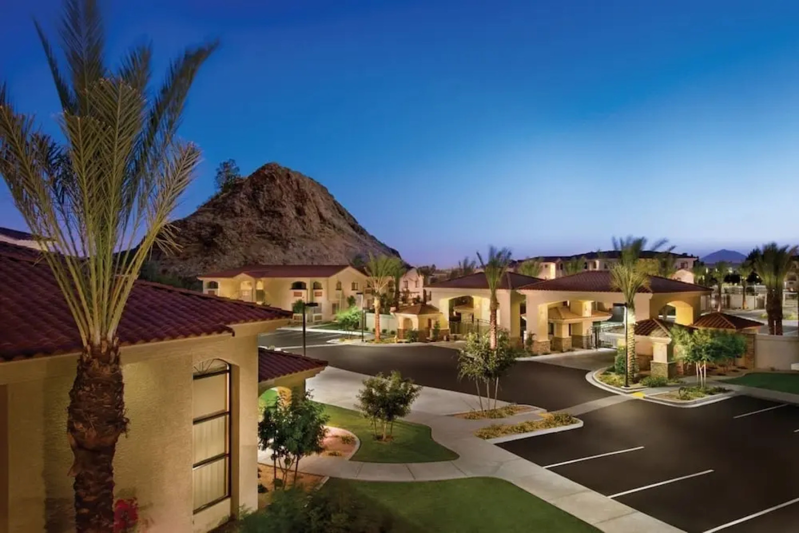 Domio Tempe Luxurious 2BR Gym