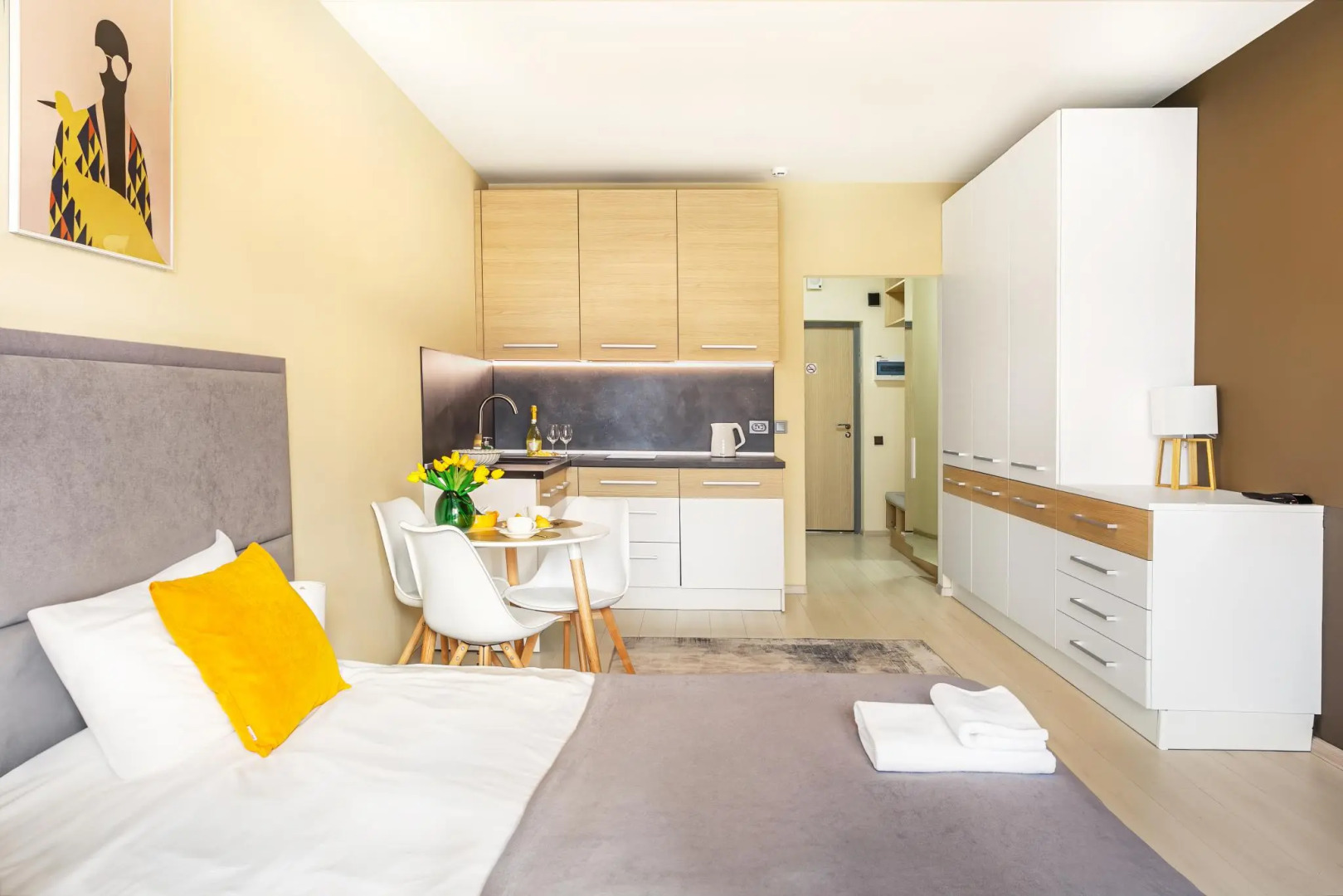 SeApart. Апартаменты на Васильевском (бывш. Апартаменты на Среднем проспекте)