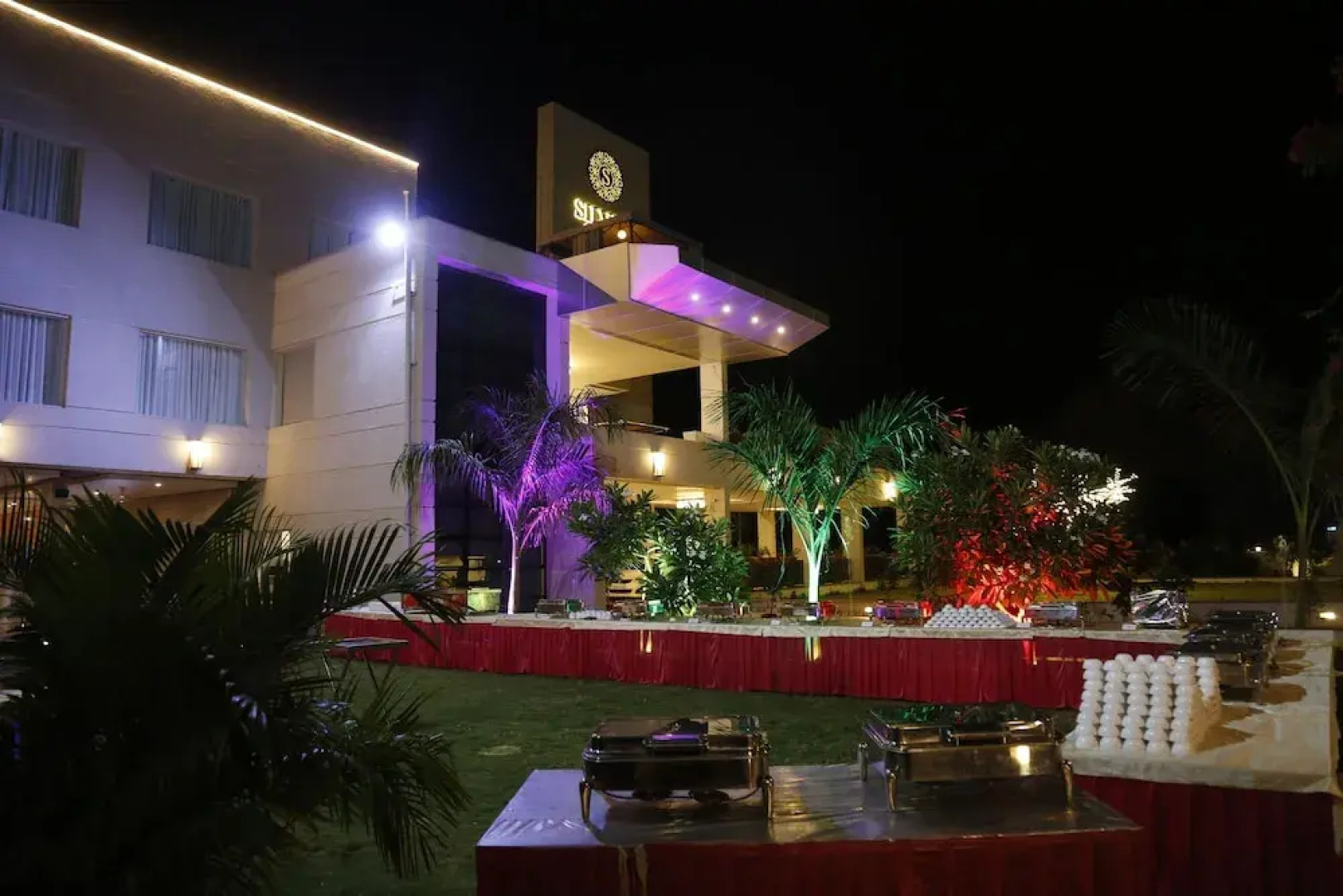 Silver Estate Resort