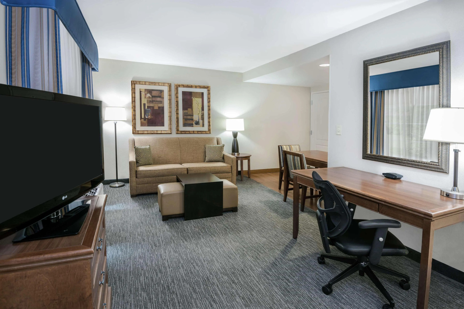 Homewood Suites by Hilton Laredo at Mall del Norte