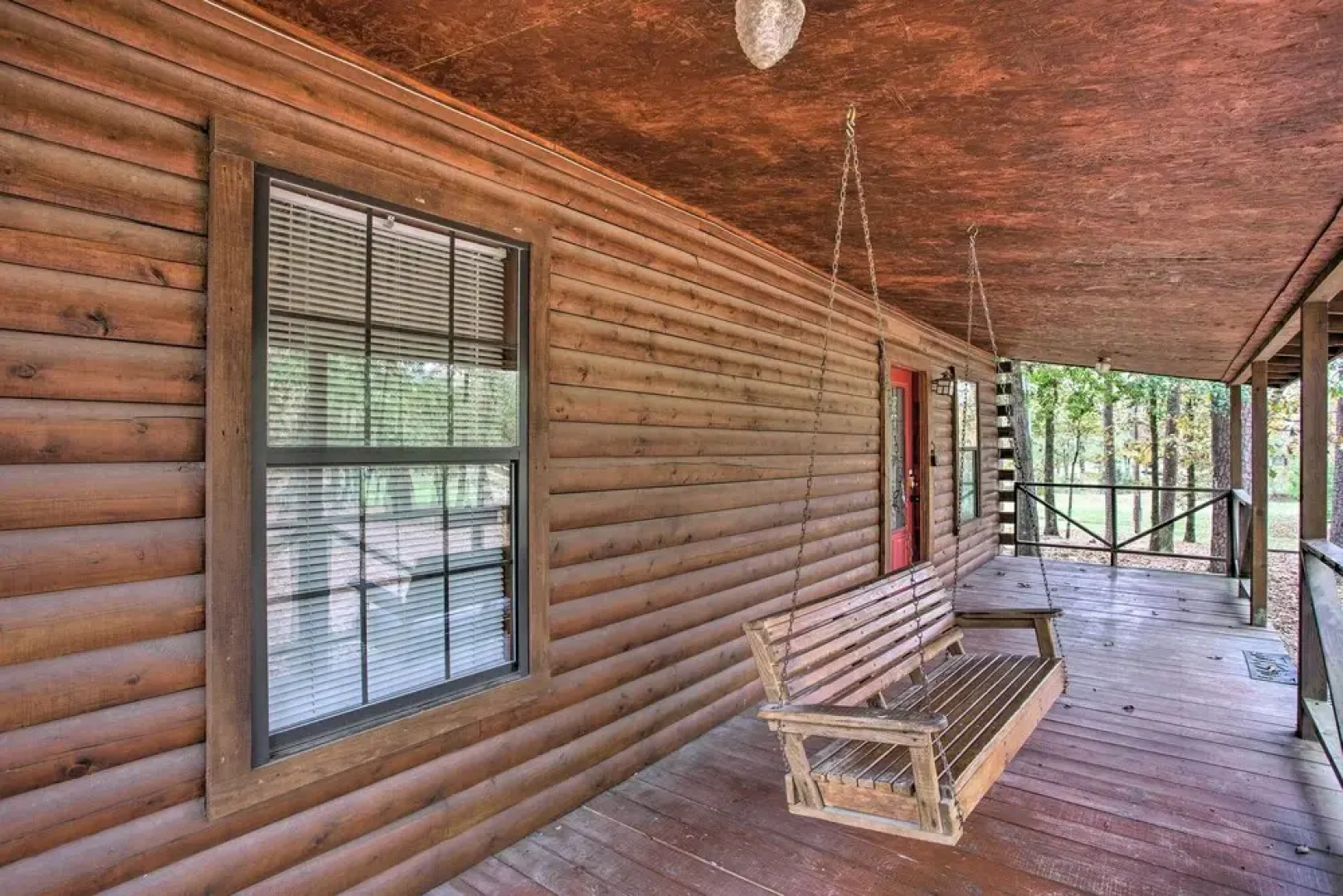 Timber Brooke Cabin: Hot Tub & Central Location!