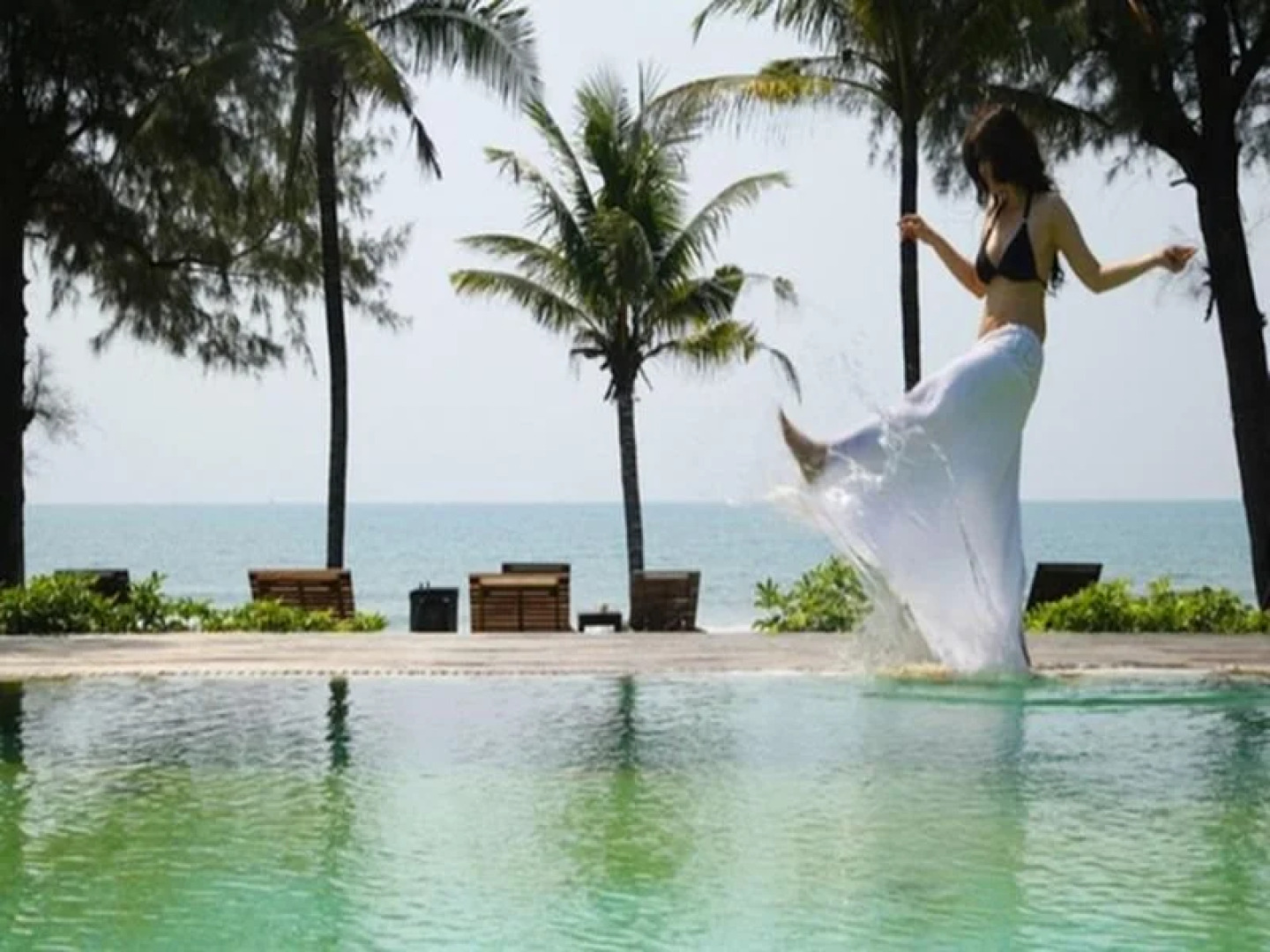 Chivaree Hotel And Resort