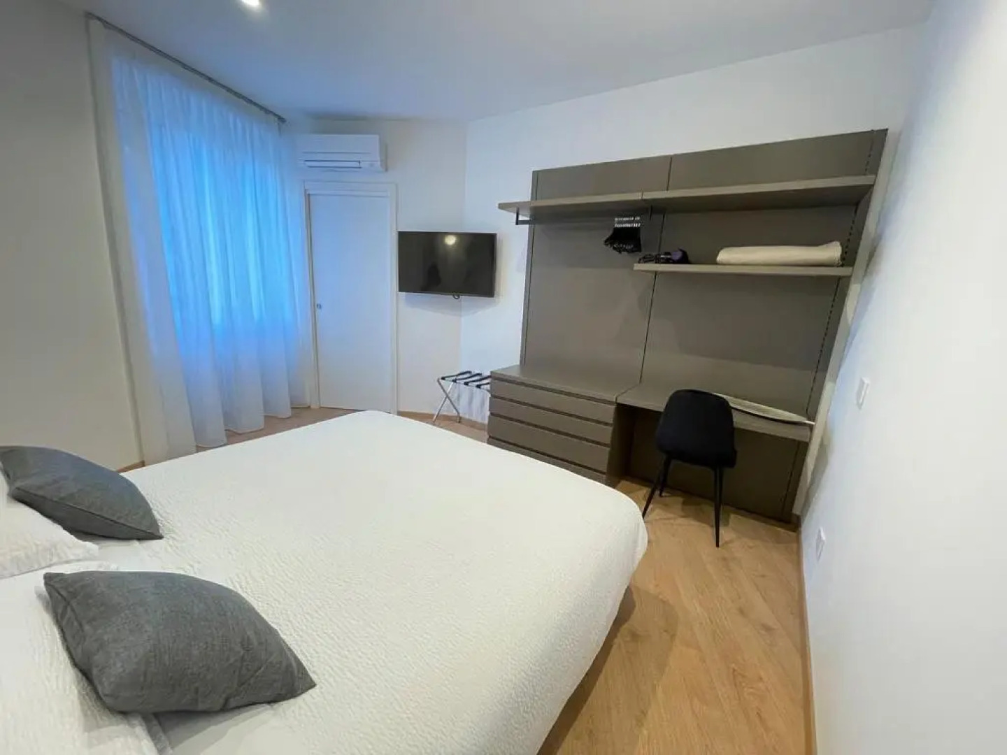 Clavis Luxury Apartments