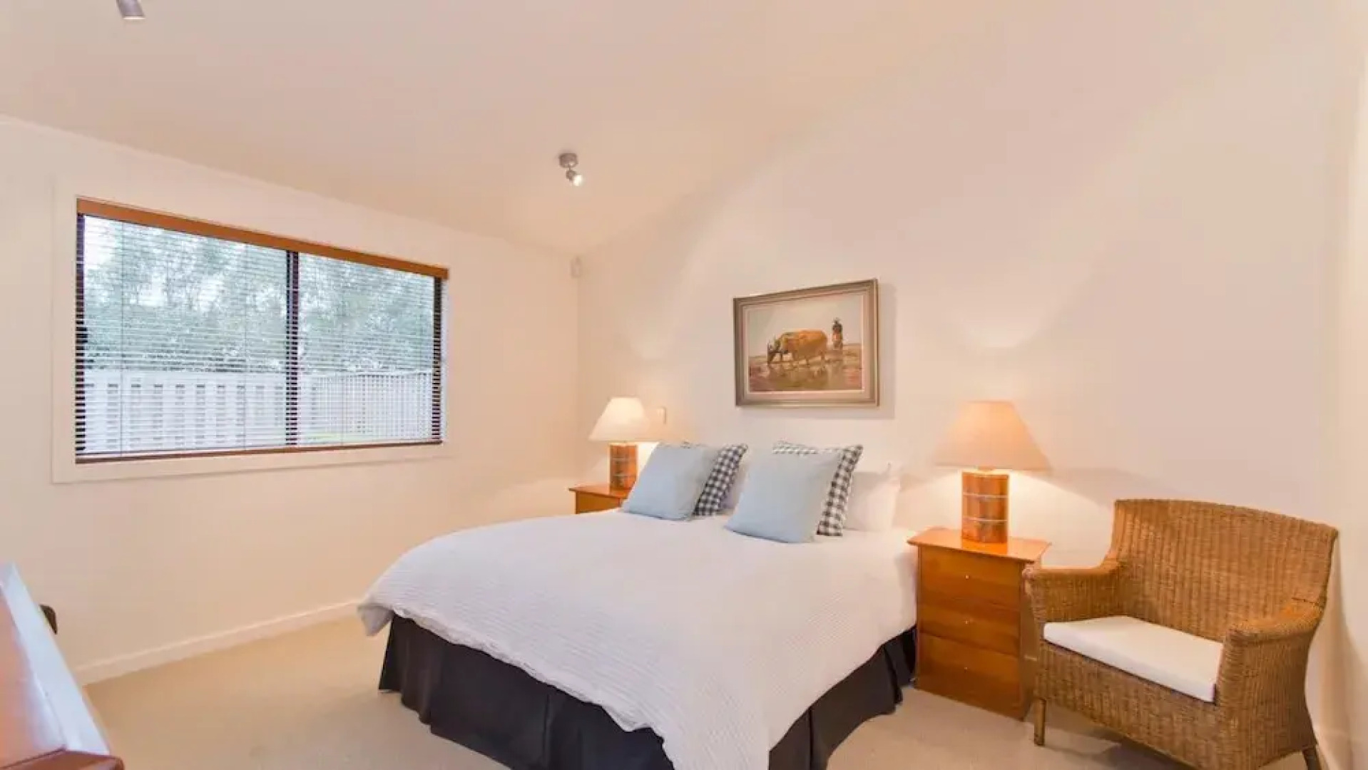 Tora Bay Exclusive Estate