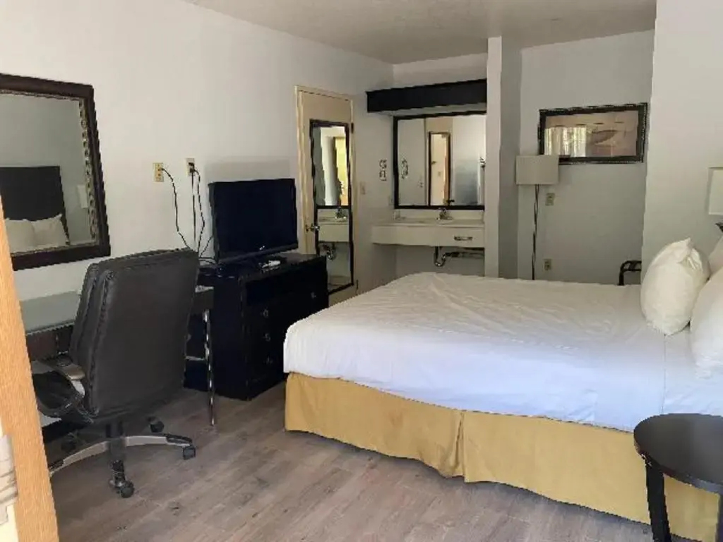 Hotel Silver Lake