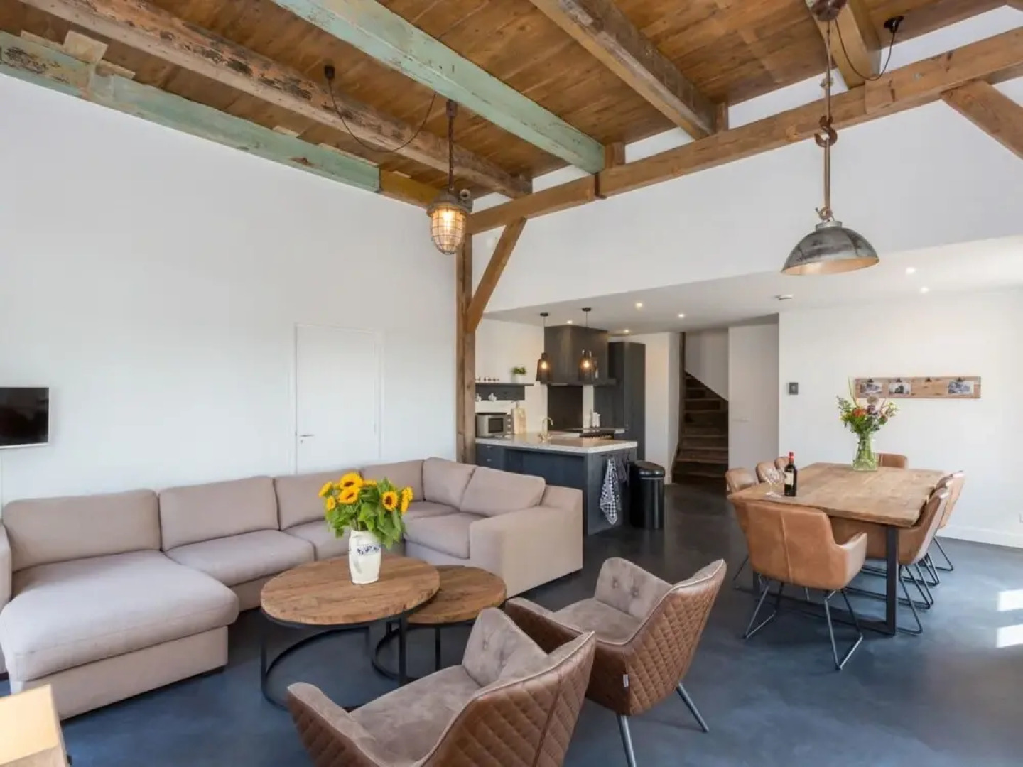 Family House Near Vrouwenpolder Beach