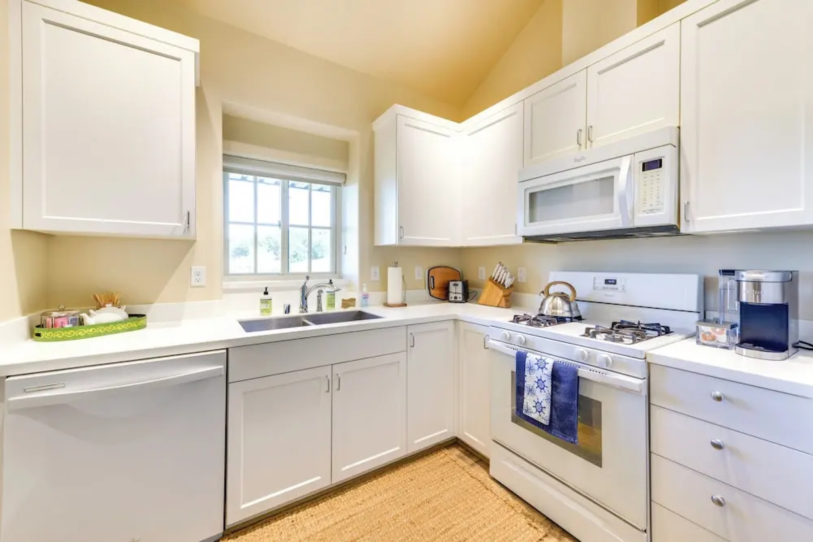 Kelseyville Vacation Rental ~ 5 Mi to Clear Lake!