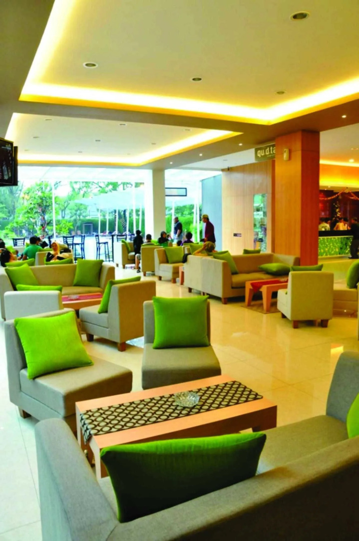Oasis Siliwangi Sport Hotel