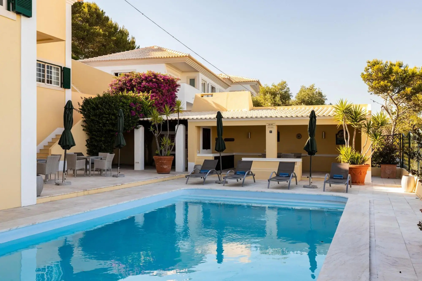 Estoril Luxury Suites & Spa