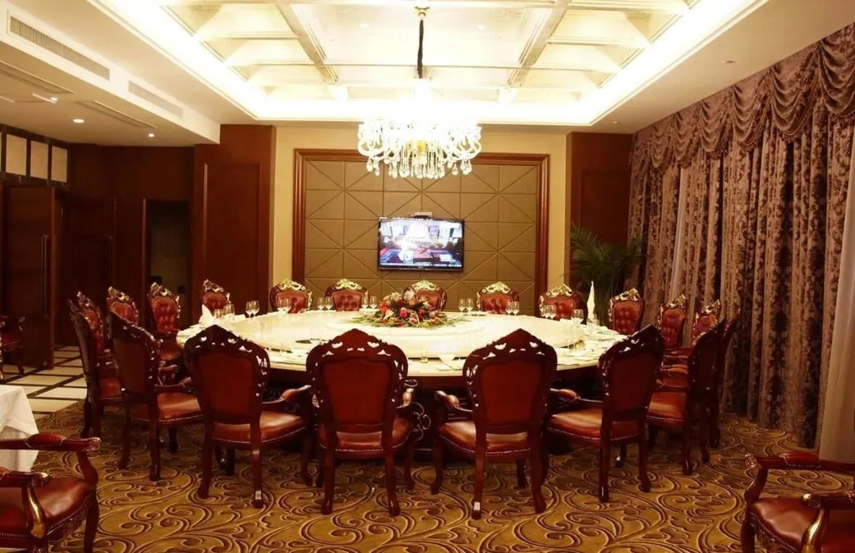 Hong Shan International Hotel