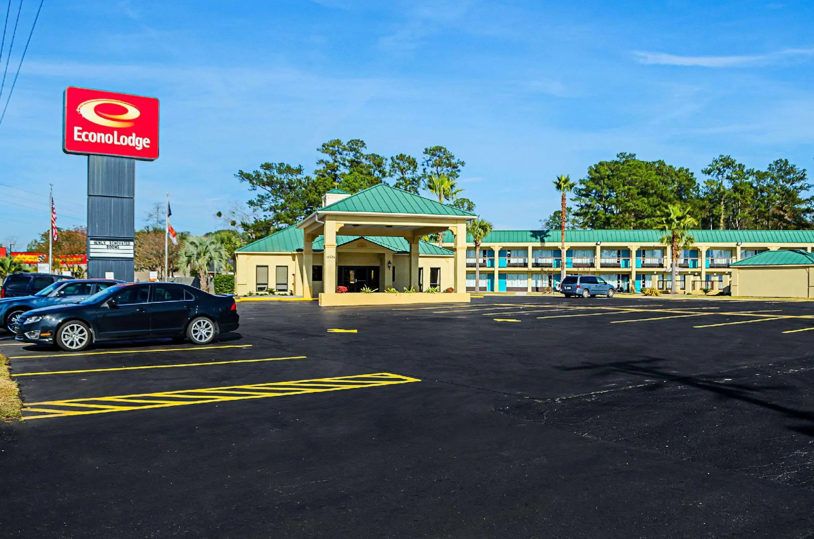 Econo Lodge Inn & Suites Hardeeville I-95