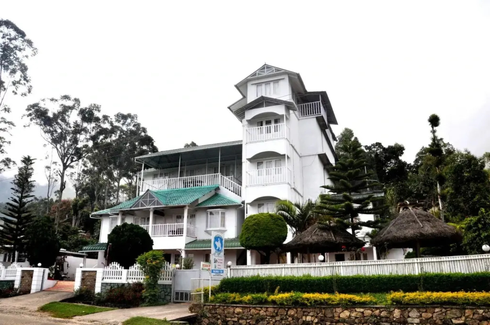 OYO 6279 Lake Zone Holiday Resort