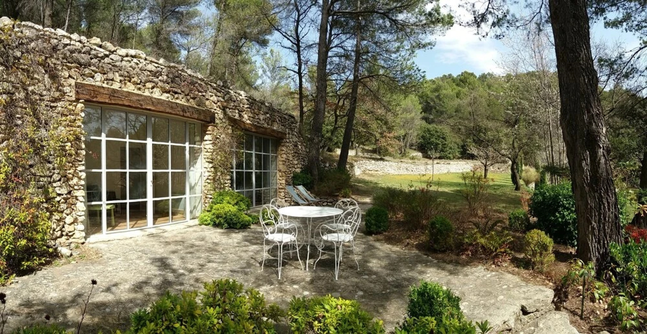 Luberon's Hidden Gem