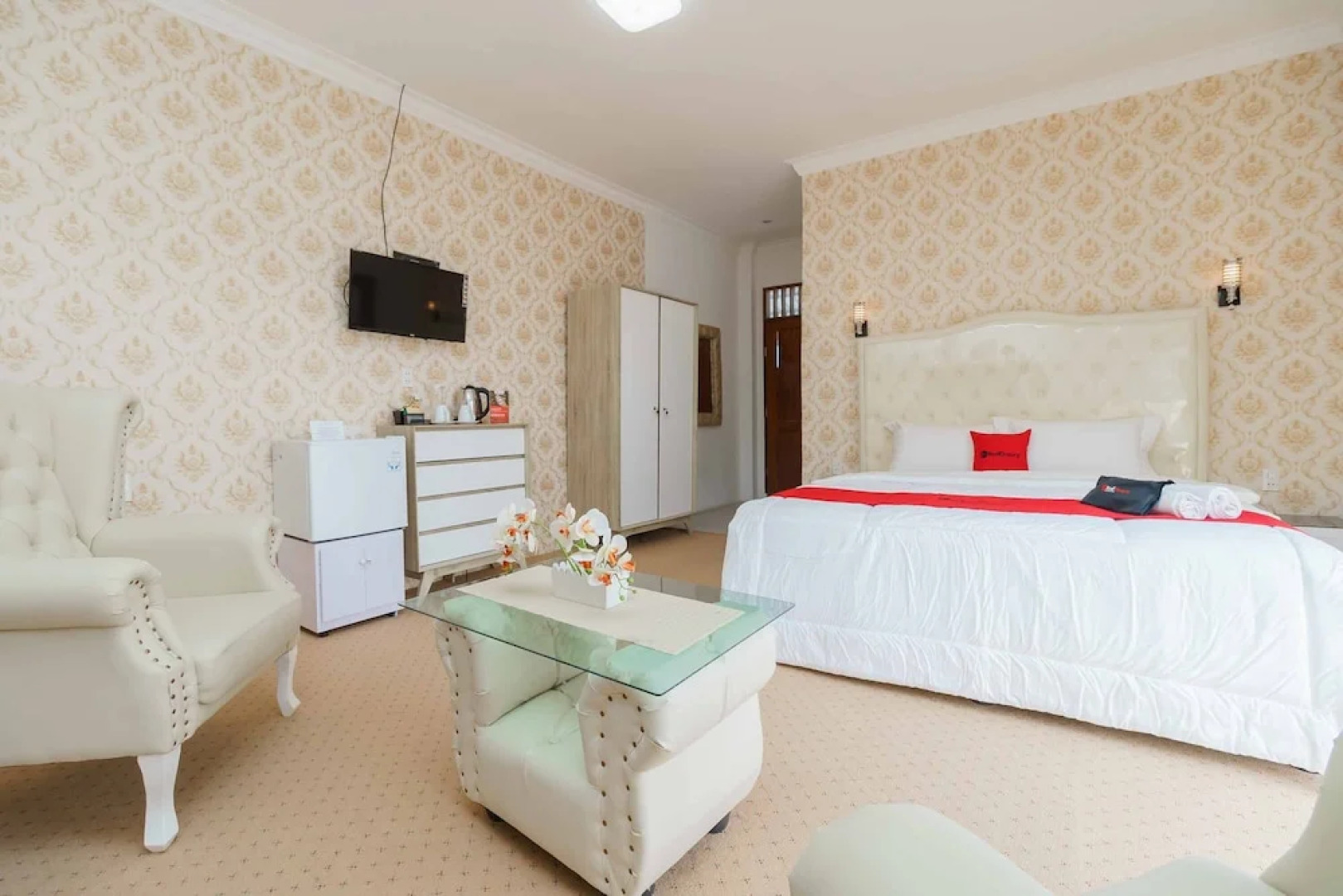 RedDoorz Premium @ The Heritage Bukit Lawang