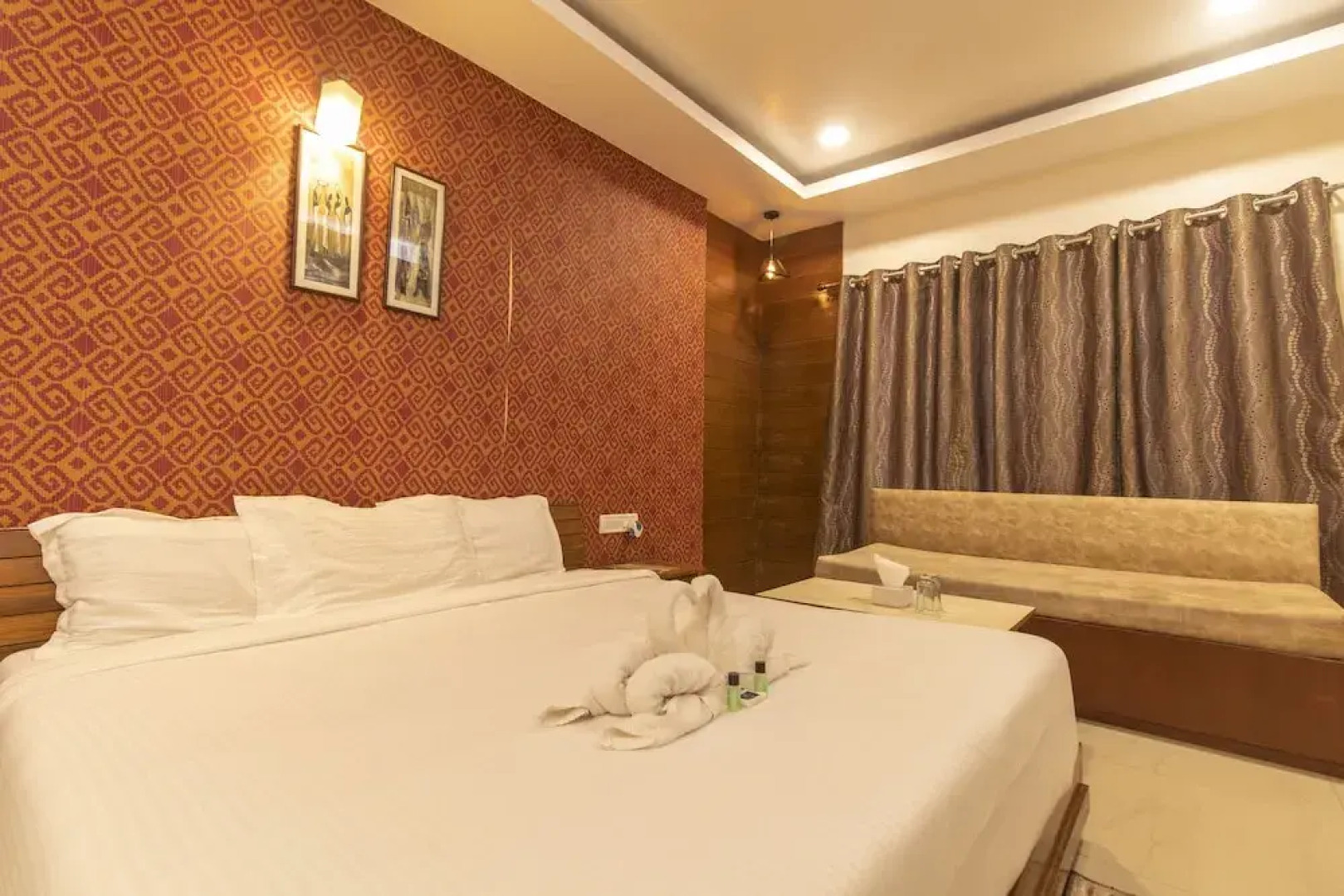 WOW STAYZ2 Misty Meadows