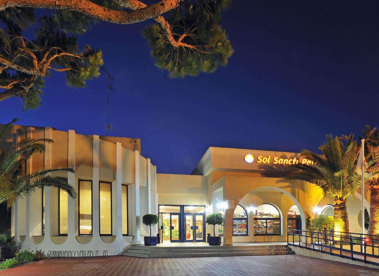 Sol Sancti Petri Apartamentos