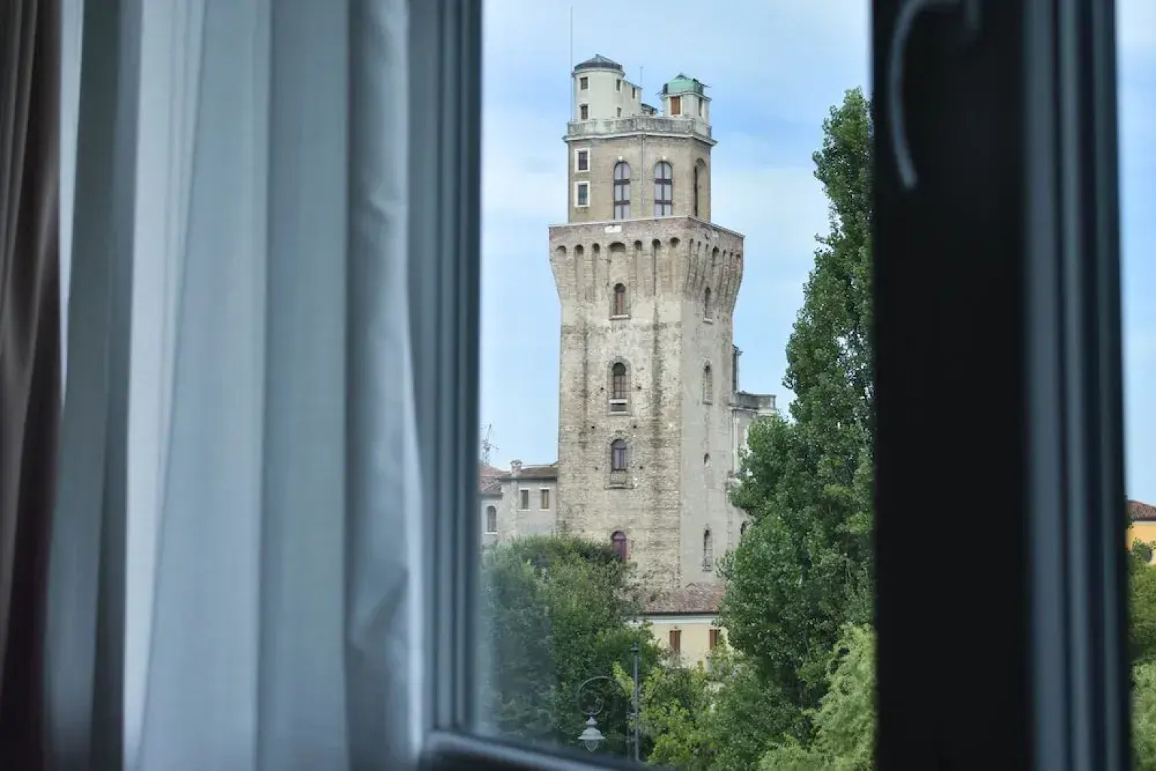 Welc-om Specola Suite Apartment