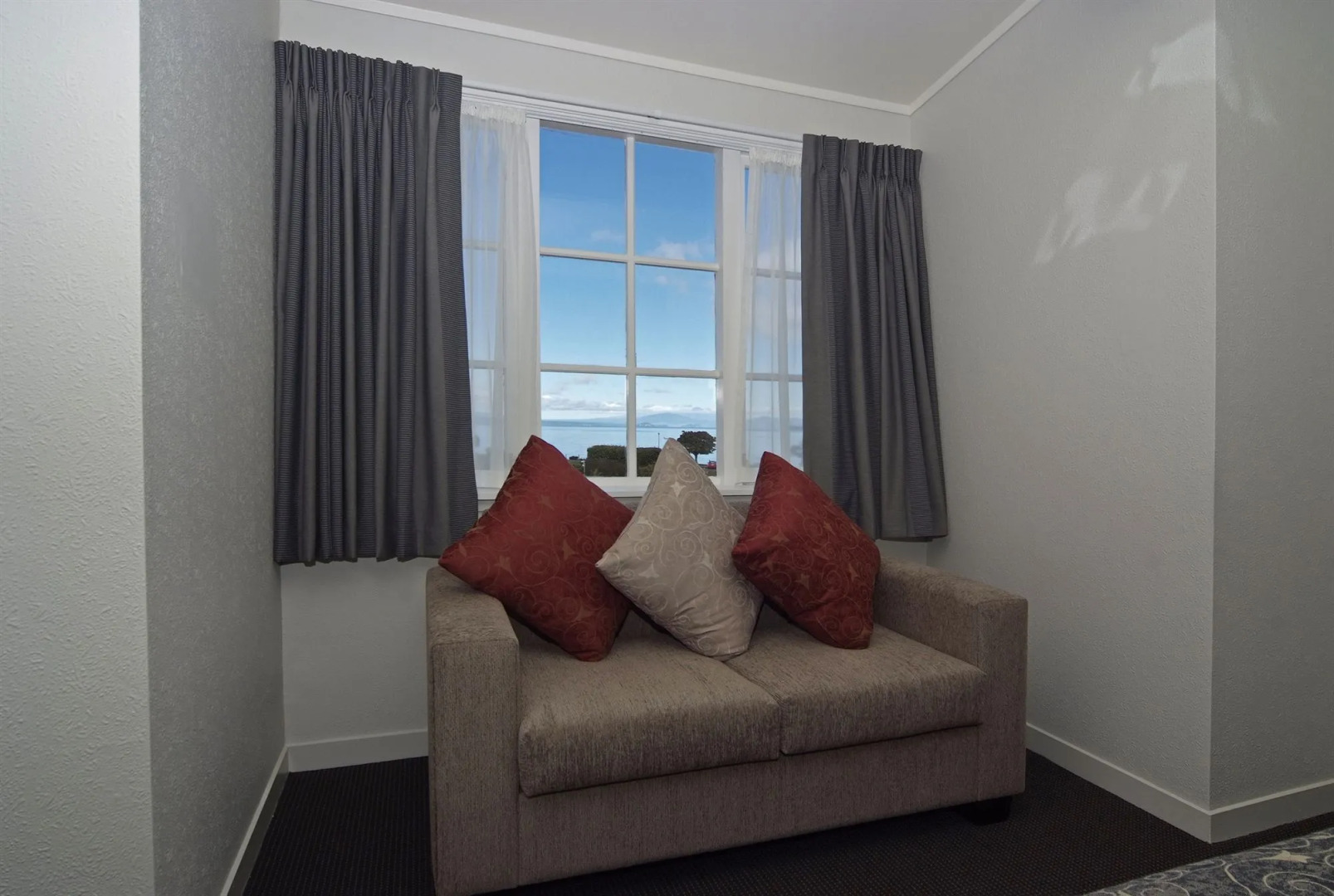 Suncourt Hotel & Conference Centre